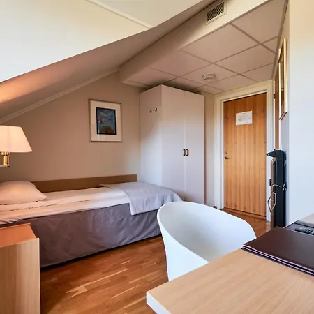 Hotel Og Konferansesenter *