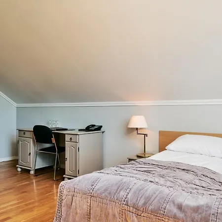 Og Konferansesenter Szálloda Garder